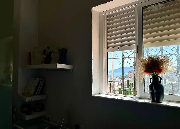 10 Min To Cosy Flat Apartment Malaga