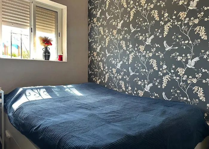 10 Min To Cosy Flat * Malaga